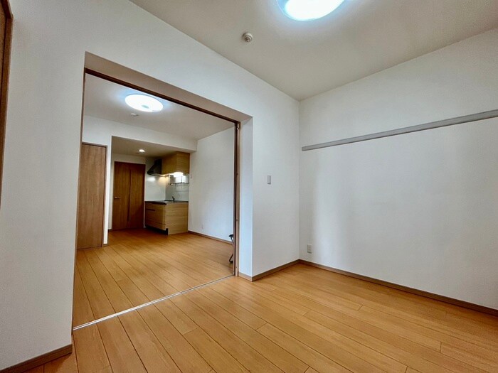 物件内観写真6　(居室)