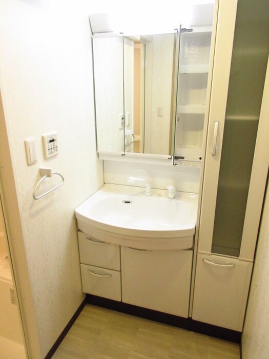 物件内観写真13　(洗面)