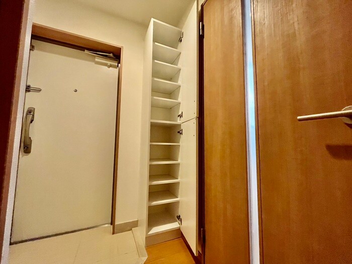物件内観写真14　(靴箱)