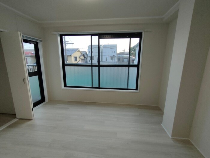 物件内観写真6　(居室)