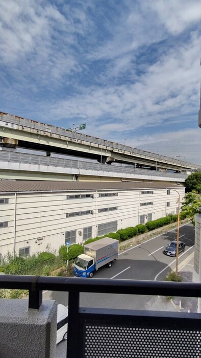 物件内観写真14　(室内からの展望)