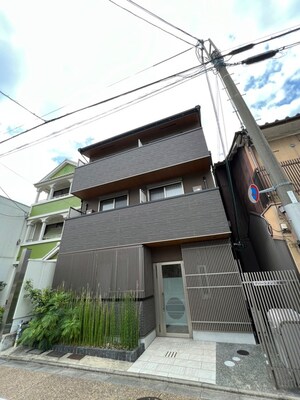 アパートメント東福寺外観写真