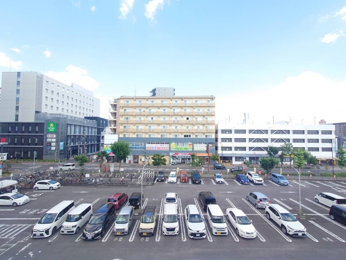 物件内観写真21　(室内からの展望)