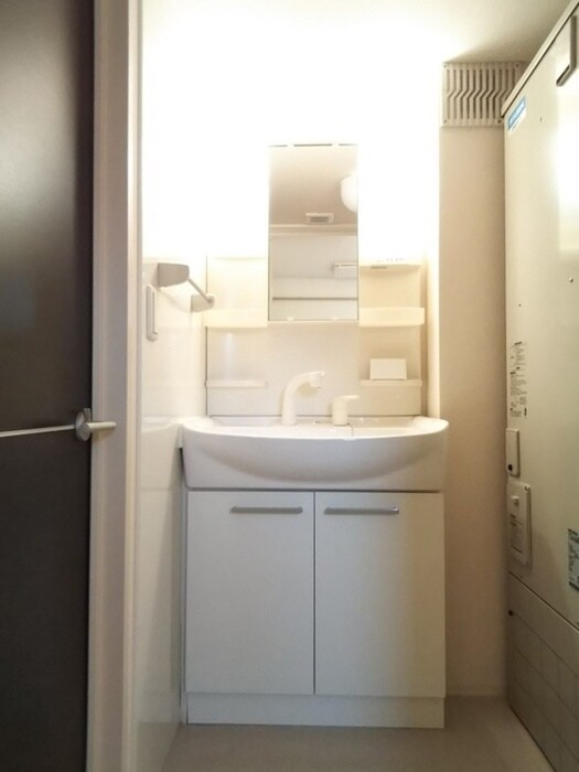 物件内観写真9　(洗面)