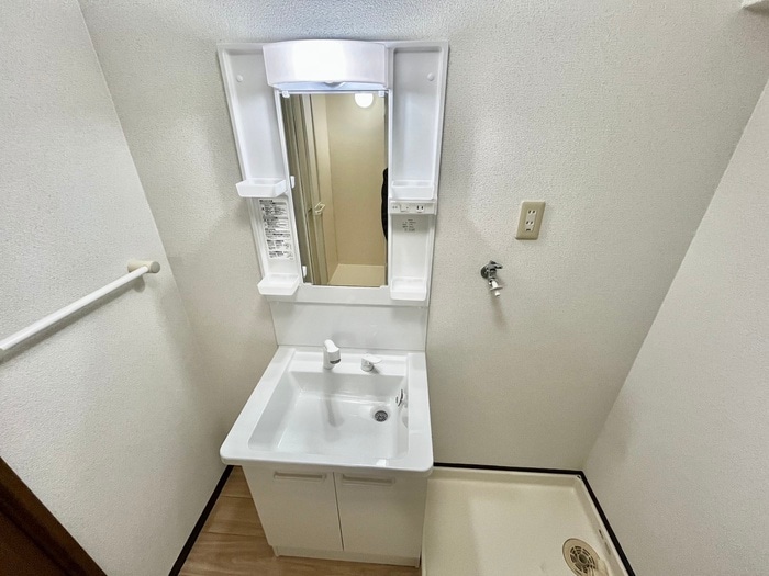 物件内観写真9　(洗面)