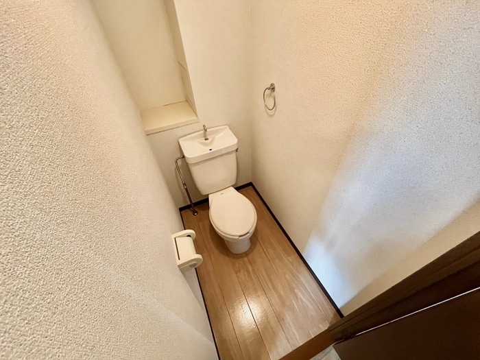 物件内観写真10　(トイレ)