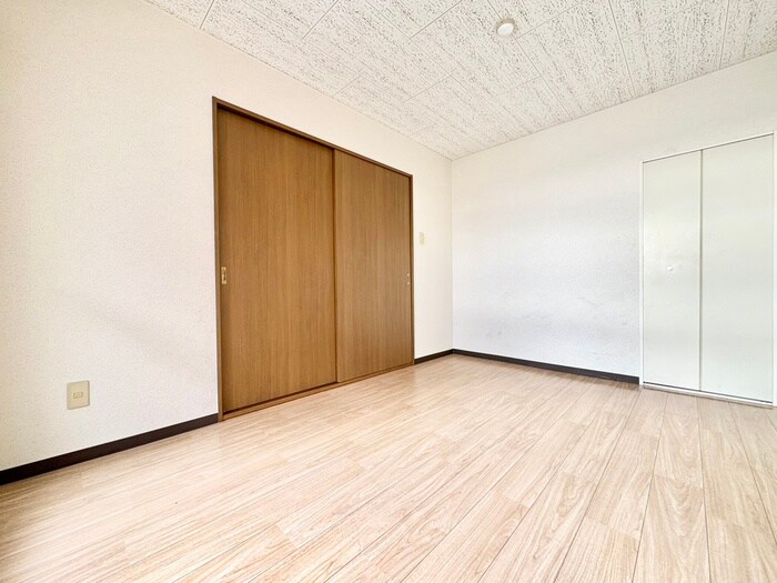 物件内観写真12　(居室)