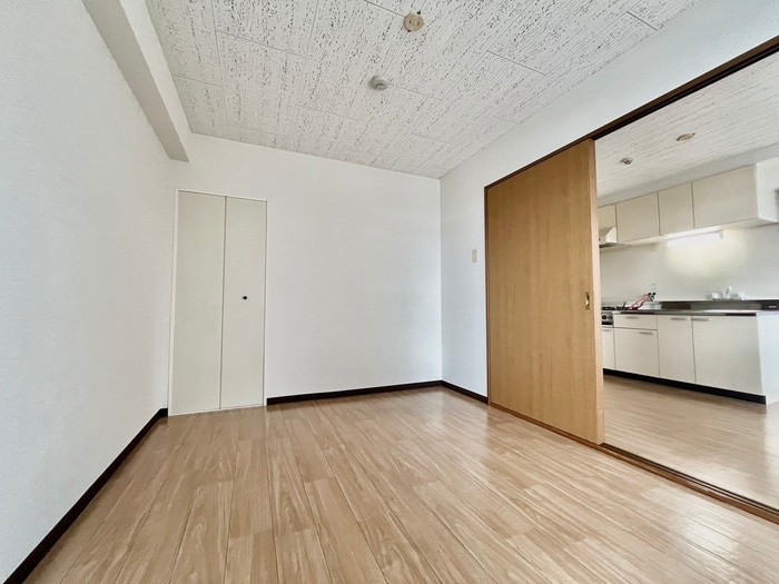 物件内観写真12　(居室)