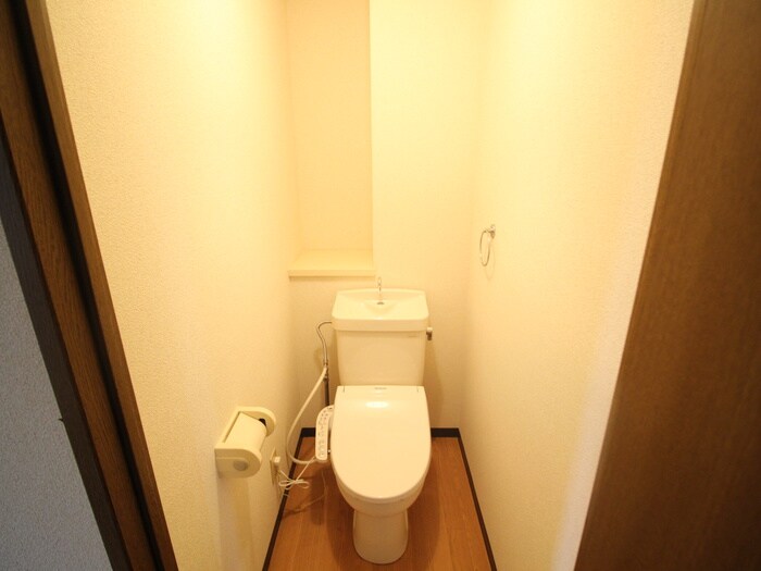 物件内観写真16　(トイレ)