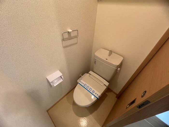 物件内観写真13　(トイレ)