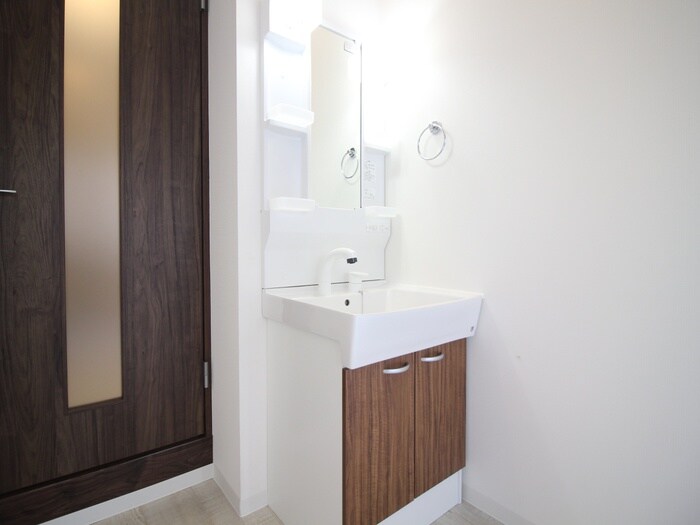 物件内観写真10　(洗面)