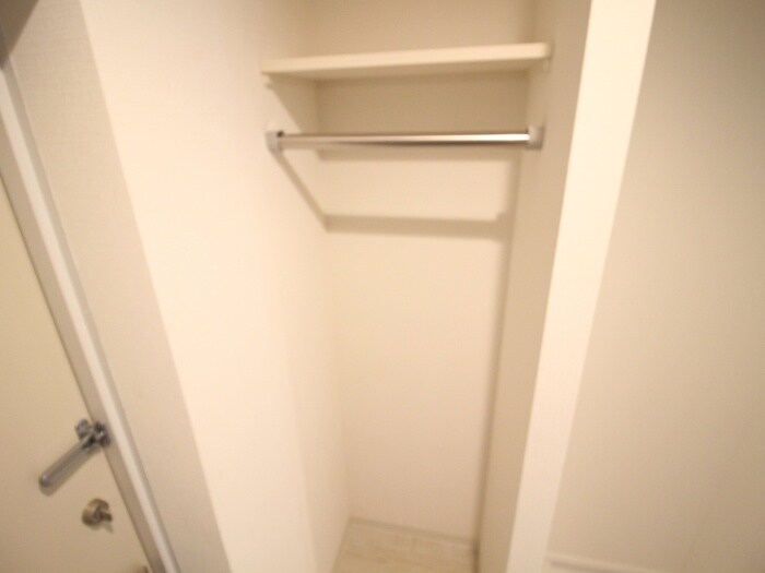 物件内観写真12　(収納)