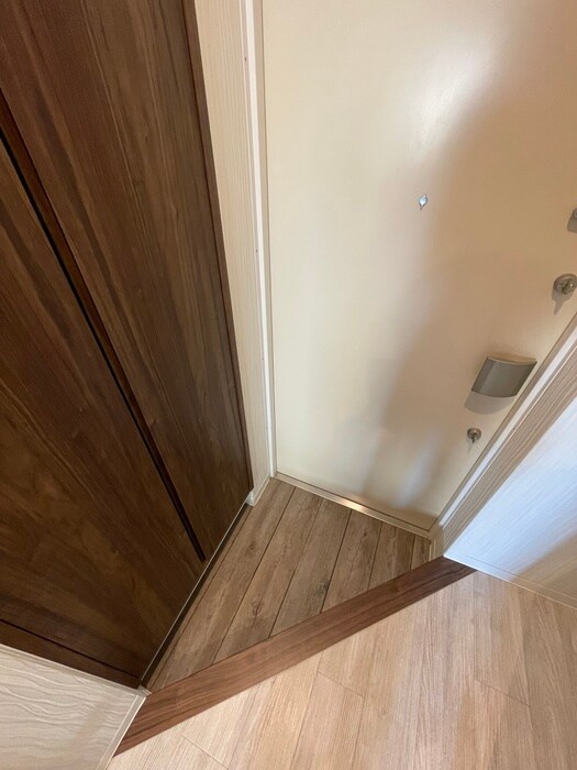 物件内観写真14　(玄関)