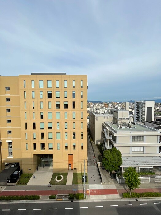 物件内観写真15　(室内からの展望)