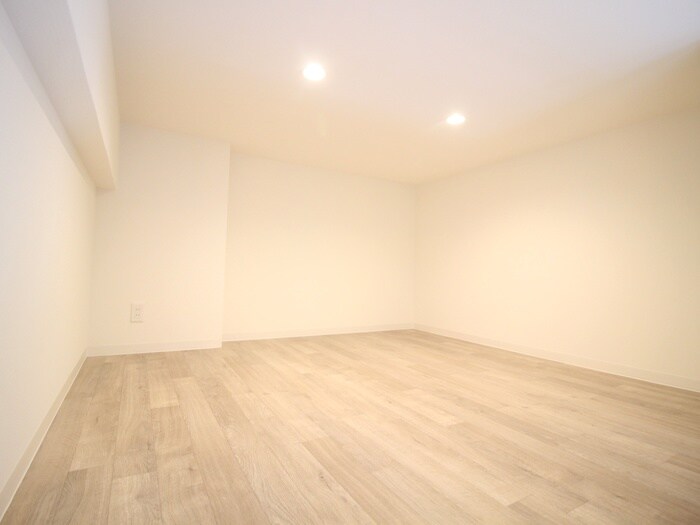 物件内観写真21　(居室)