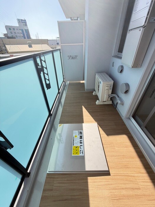 物件内観写真15　(ベランダ・バルコニー)