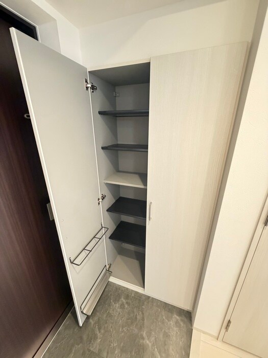 物件内観写真18　(靴箱)