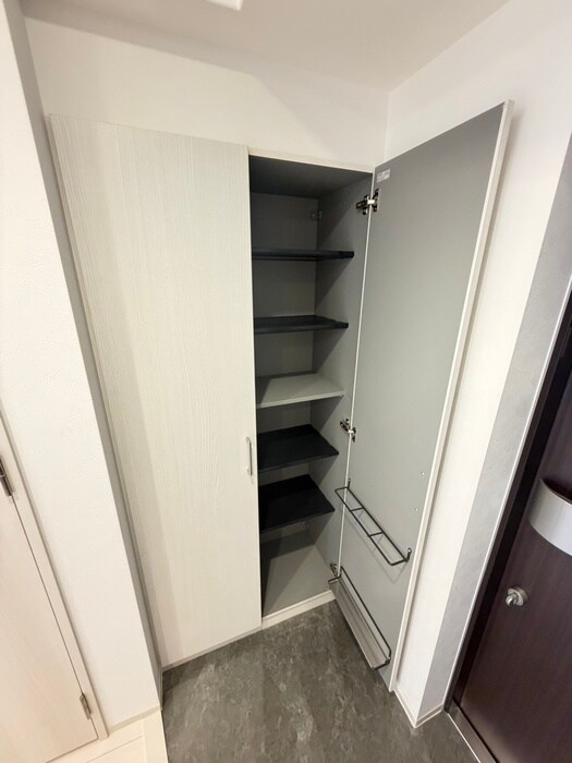 物件内観写真18　(靴箱)