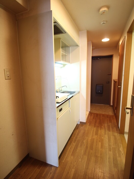 物件内観写真14　(廊下)