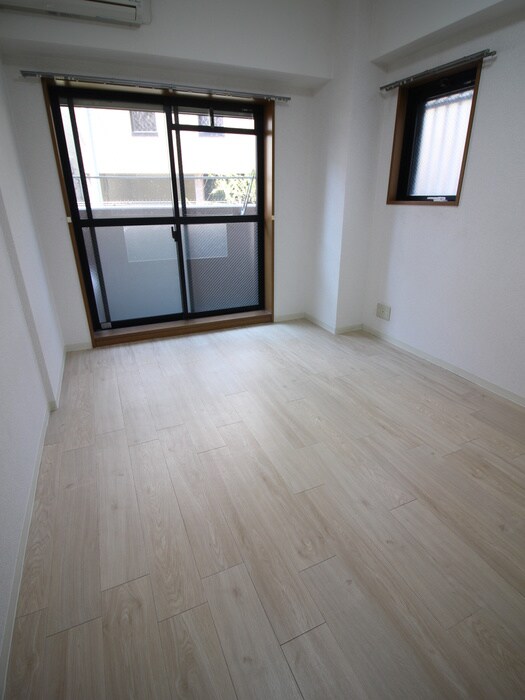 物件内観写真15　(居室)