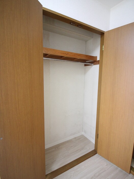 物件内観写真16　(収納)