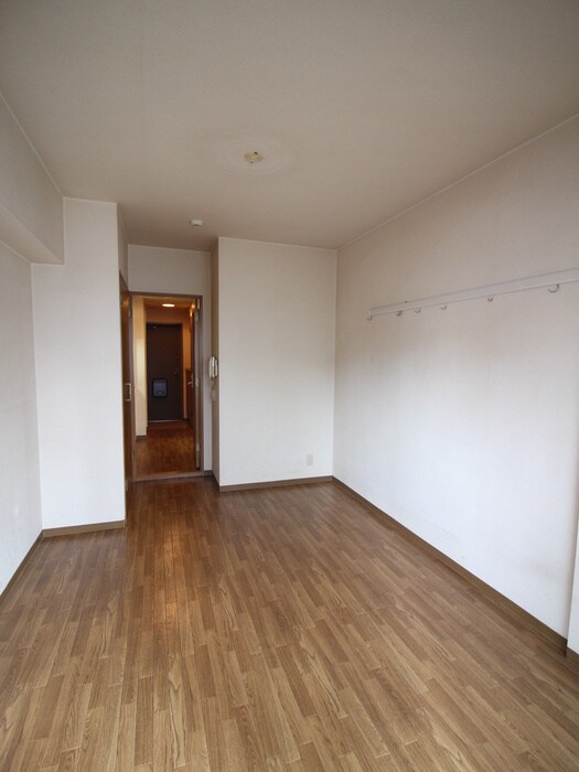 物件内観写真18　(居室)