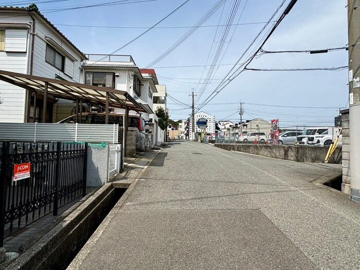 物件外観写真6　(周辺環境)