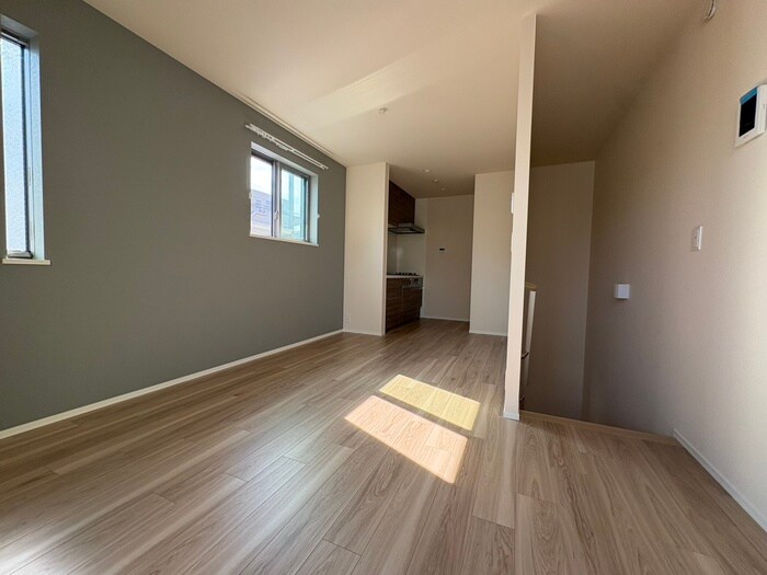 物件内観写真2　(居室)