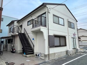 リ－ガルハイツ外観写真