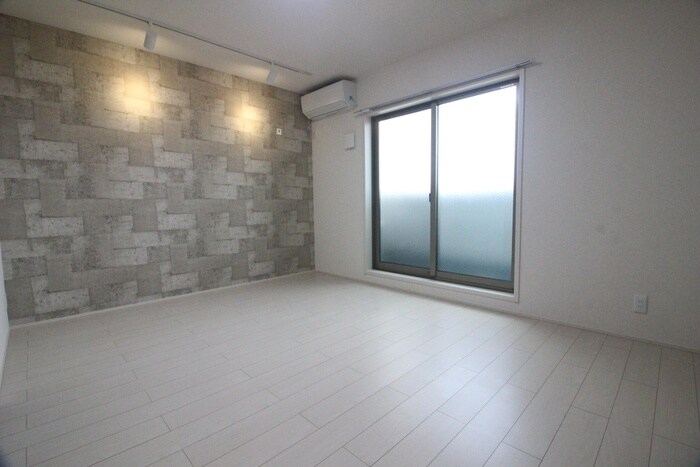 物件内観写真18　(居室)