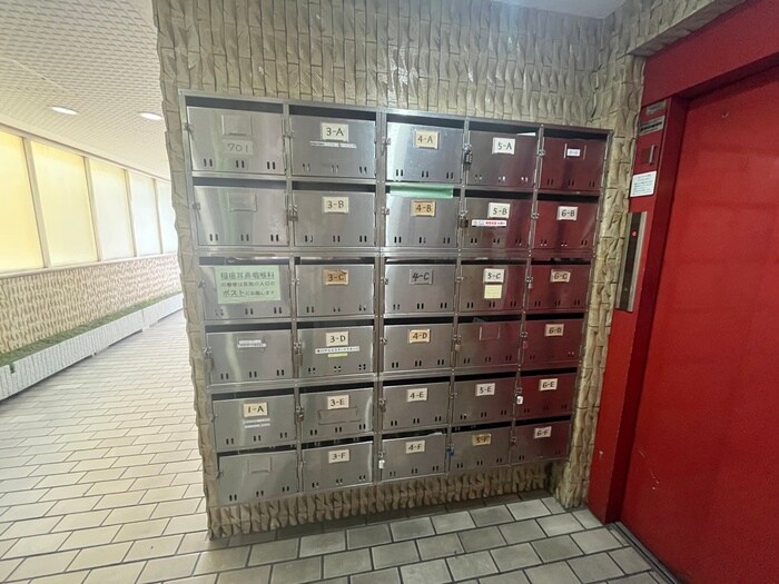 物件外観写真4　(建物設備)