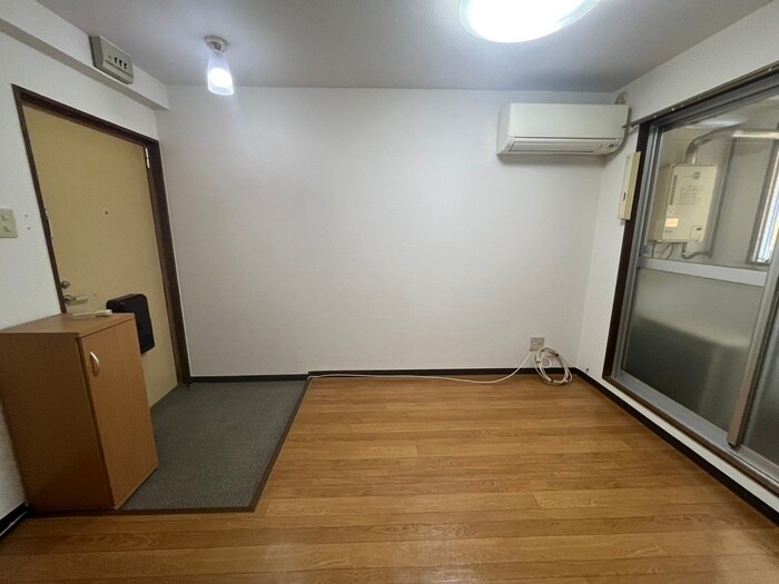 物件内観写真18　(居室)