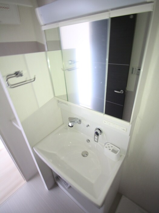 物件内観写真11　(洗面)