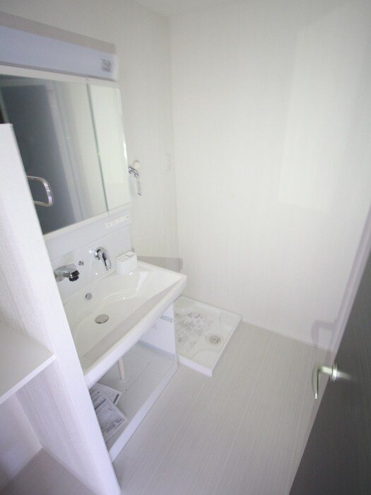 物件内観写真13　(洗面)