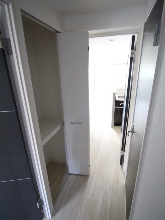 物件内観写真21　(室内からの展望)