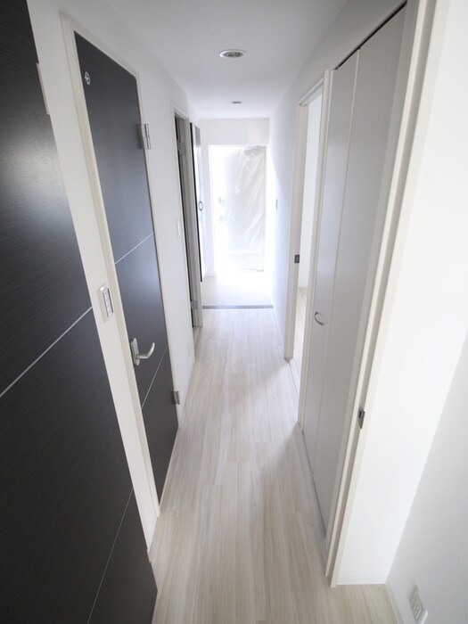 物件内観写真22　(廊下)