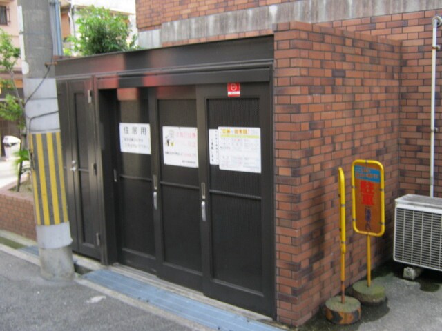 物件外観写真4　(建物設備)