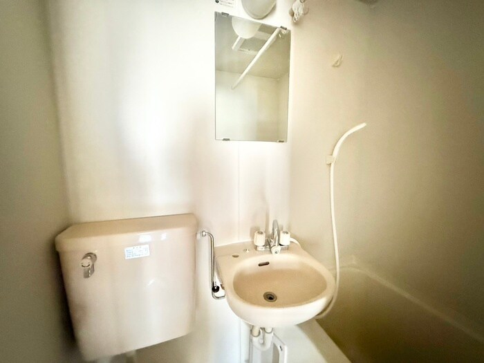 物件内観写真13　(洗面)