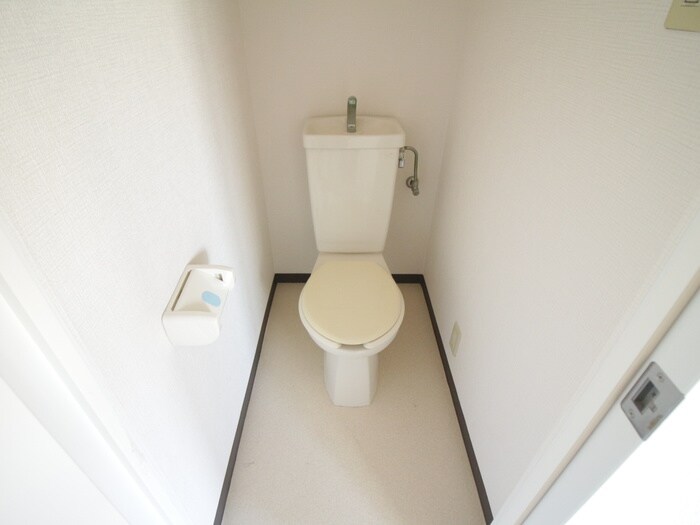 物件内観写真13　(トイレ)