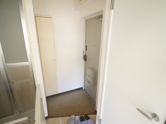 物件内観写真20　(玄関)