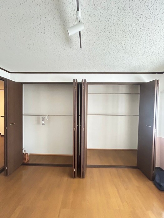 物件内観写真13　(収納)