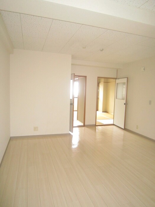 物件内観写真12　(内観写真)