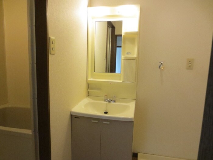 物件内観写真11　(洗面)