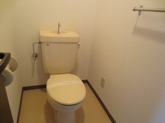 物件内観写真12　(トイレ)