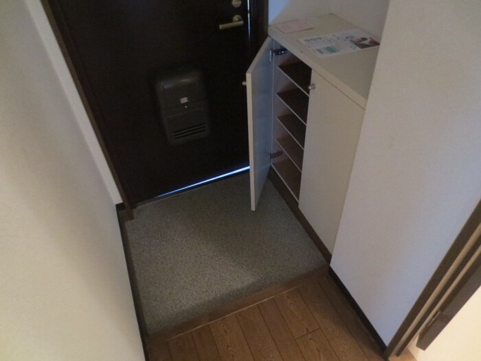 物件内観写真20　(玄関)