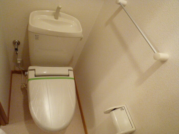 物件内観写真13　(トイレ)