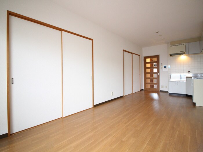 物件内観写真8　(居室)