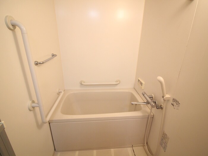 物件内観写真14　(バス／シャワールーム等)