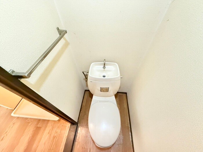 物件内観写真14　(トイレ)