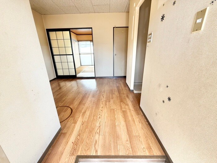 物件内観写真18　(廊下)